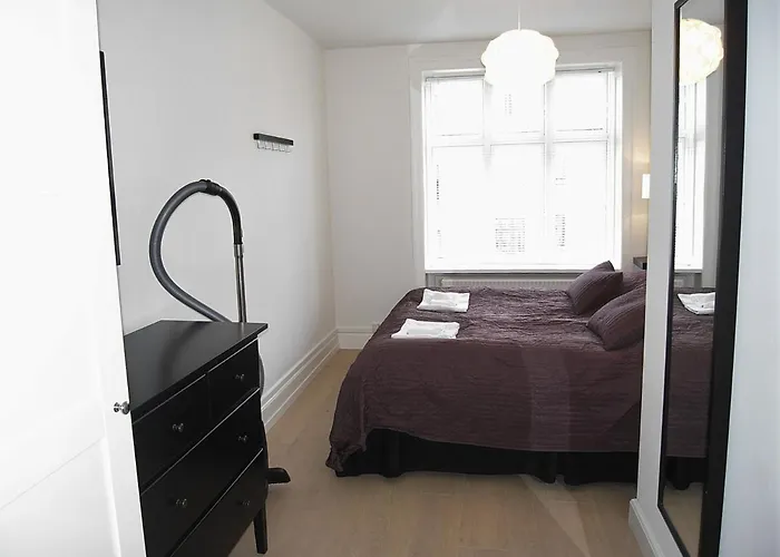 Cozy In Center Apartment *