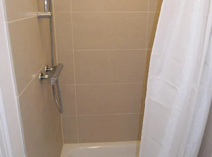 Cozy In Center Apartment